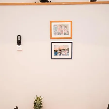Oleander Apartment